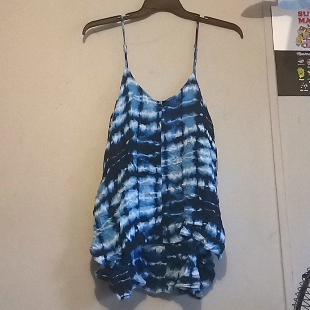 Tie-dye cropped blouse